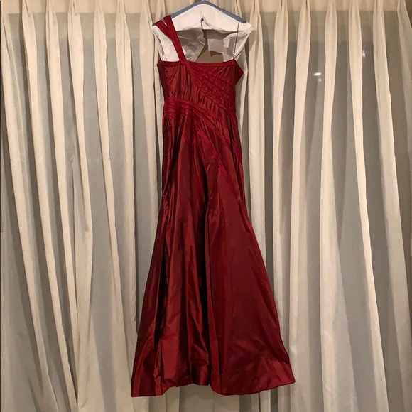 Carlos Miele red gown - Picture 8 of 9